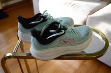 HOKA Bondi 9 Women's Cushioned Road Running Shoe Women Size 9D