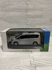 1/43 Nissan Serena Highway Star S Hybrid Mini Car Eternal Snow White Kyosho