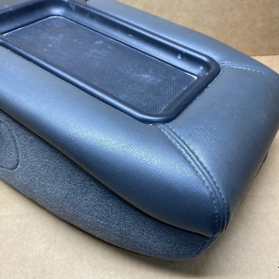 99-06 Chevy GMC Silverado Sierra Avalanche consola central reposabrazos asiento de salto Foto 3 de 4