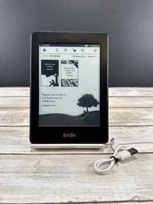 Amazon Kindle 5th Generation 6'' (2GB, Black, EY21) - Works!!