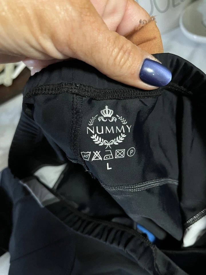 Nummy Mens Bicycling Shorts Size Large  With Built In Padded Seat - Image 3 of 4