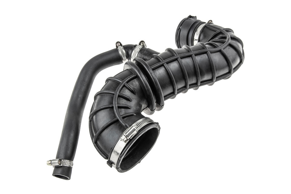Fumée noire et sifflement résolus avec la durite de turbo 4946745 pour Ford Transit Tourneo Connect