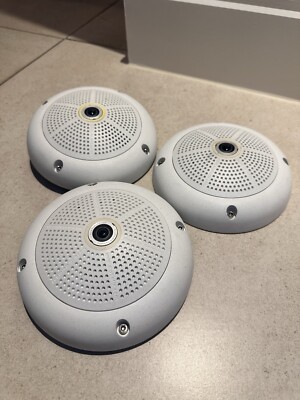 3x Q24 Mobotix 360 Grad Hemisphären PoE Netzwerkkameras