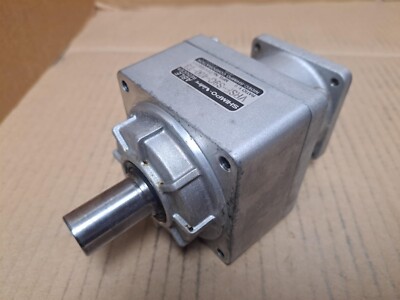 1pcs For New VRSF-S9C-400-T3 Nidec helical gear reducer