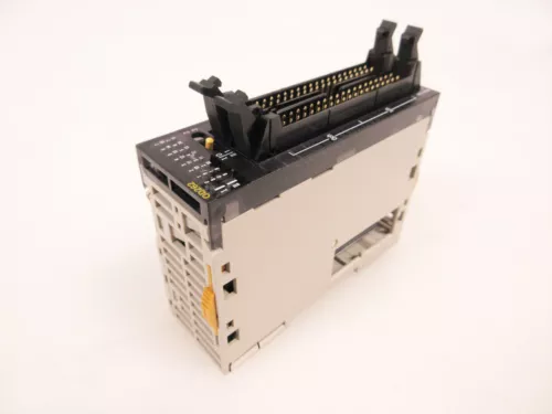 OMRON CJ1W-OD262 DIGITAL OUTPUT MODULE 64-PNP CJ1W PLC MODULE