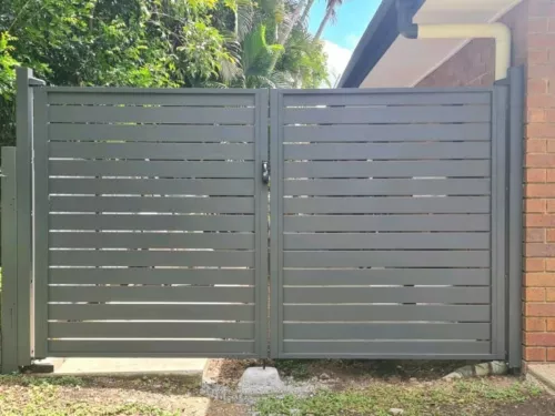 Aluminum Double Swing Gates - CUSTOM Sizes - Slats Alloy Merbau Timber-Look - Picture 6 of 16