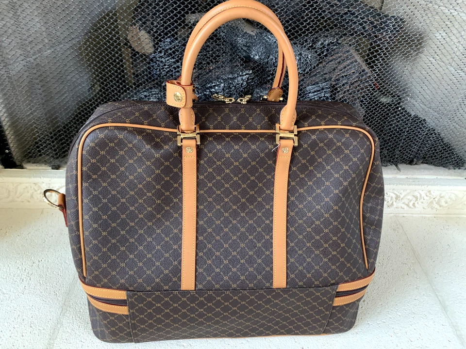 正品 Rioni 签名 Duffel Dome 日内瓦 旅行包 STA-20051 额外隔层 — 第 3/4 张图片