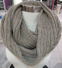 Womens Circle Scarf Tan Infinity Cable Knit Soft Knit Long Wide Speckled FUL-560