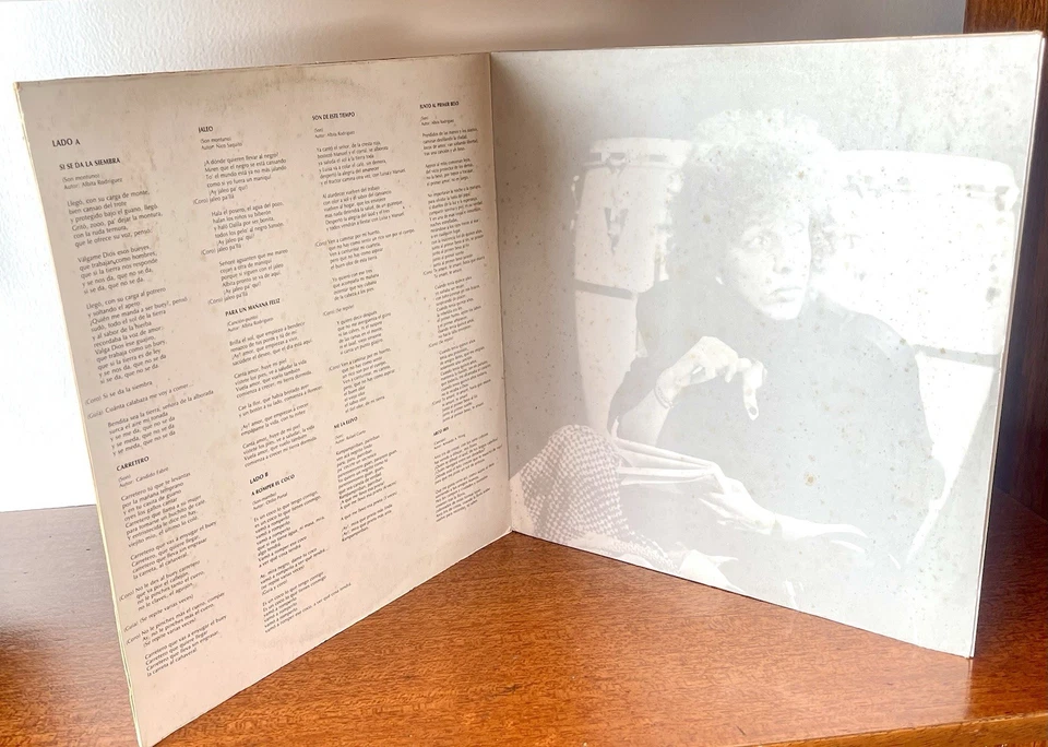 Albita Rodríguez – Si se da la siembra... - Fonocaribe 1991 Gatefold - Image 3 of 4