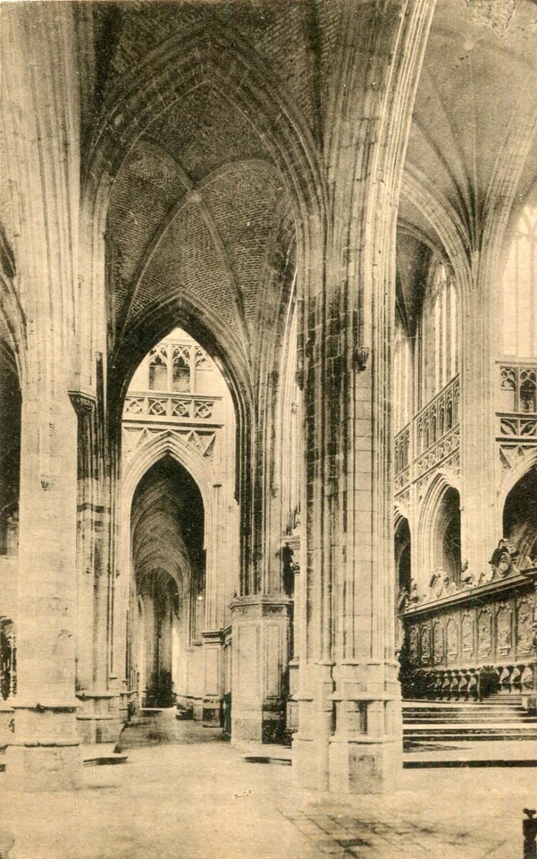 BELGIQUE SAINT HUBERT L'église abbatiale Partie Nord du déambulatoire Choeur - Photo 1/1