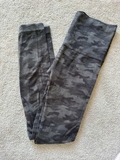 SPANX Leggings Womens Size M Look at Me Now Seamless Black Camo High Rise