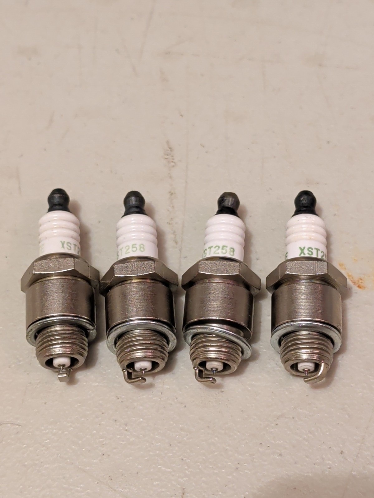 4 AUTOLITE IRIDIUM SPARK PLUGS XST258 SMALL ENGINE PLUGS CJ14 CHAMPION