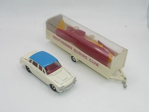 Dinky Gift Set 118  Triumph 2000 & Southdown Glider & Trailer * original *