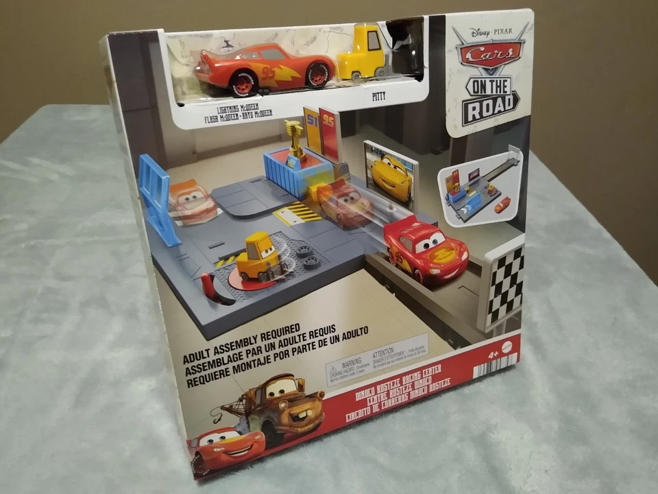 Disney Pixar Cars ⭐ On The Road ⭐ Playset Lightning + Pitty Cars Mattel ~NEW - Image 4 of 4