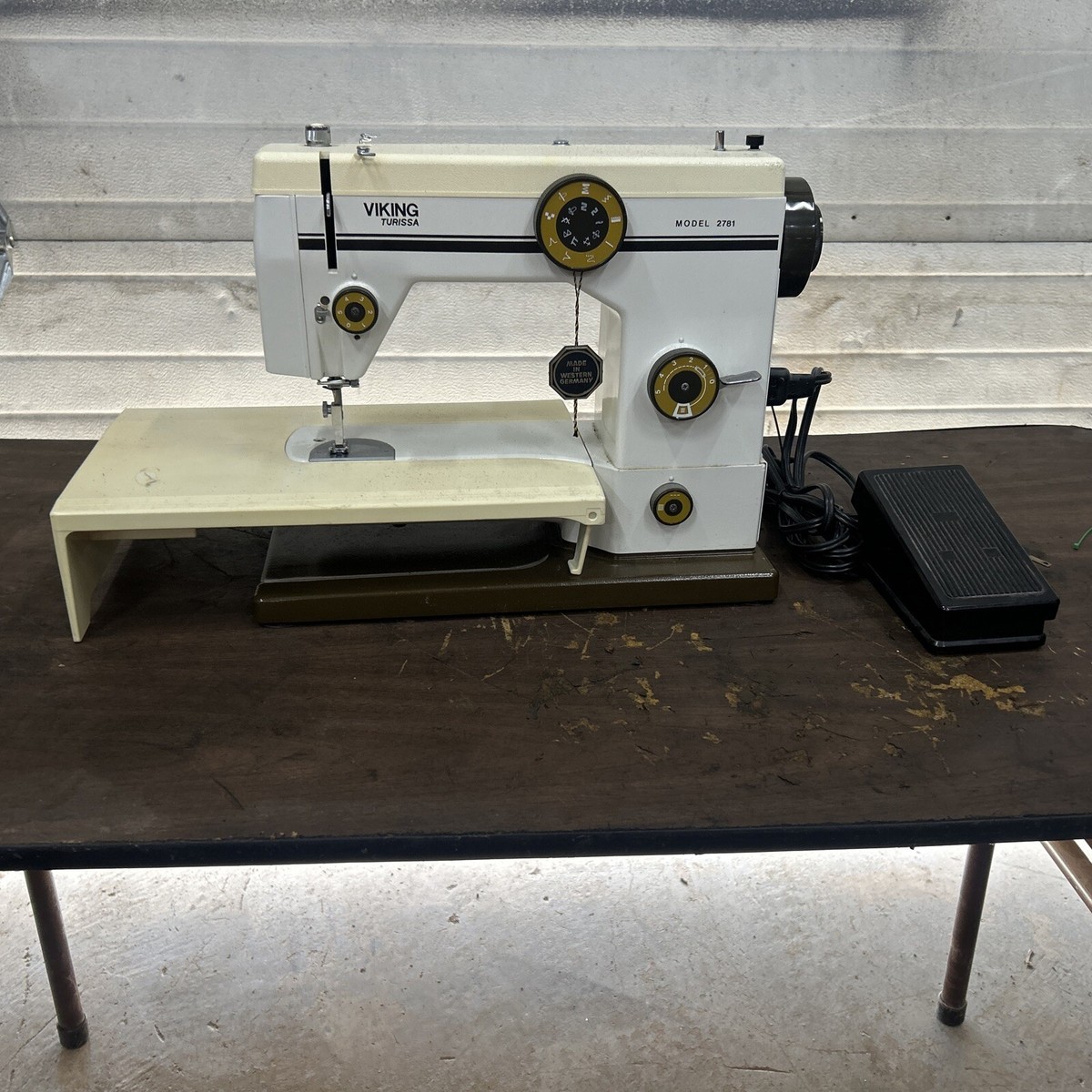 Vintage Husqvarna Viking Turissa Model 2781 Sewing Machine Cord