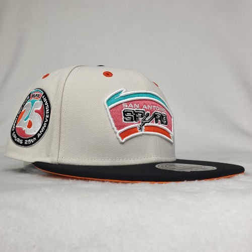 San Antonio Spurs Mitchell & Ness NBA Fitted 7 1/4 Flatbill Hat Cap 3D Logo NWT - Picture 3 of 8