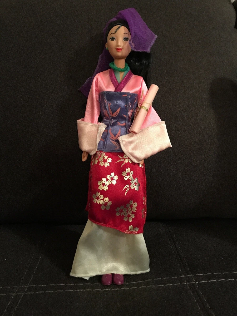 CLASSIC VINTAGE DISNEY MULAN BARBIE DOLL LOOSE