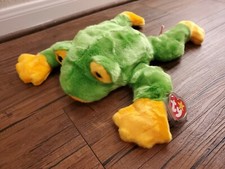 TY 1998 SMOOCHY the FROG BEANIE BUDDY - MINT with MINT TAGS
