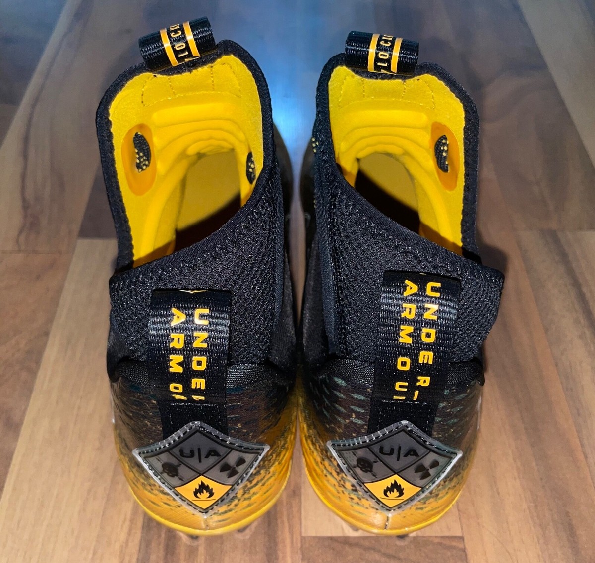 NEW Mens Under Armour UA Spotlight LUX Football Cleats 