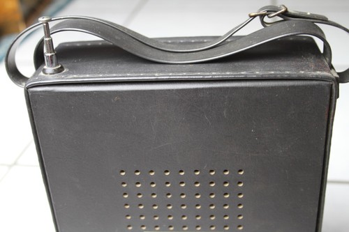 VINTAGE PRECOR LED SOLID STATE 825 RADIO AM/FM 18 TRANSISTOR funktioniert mit Kabel - Bild 7 von 14