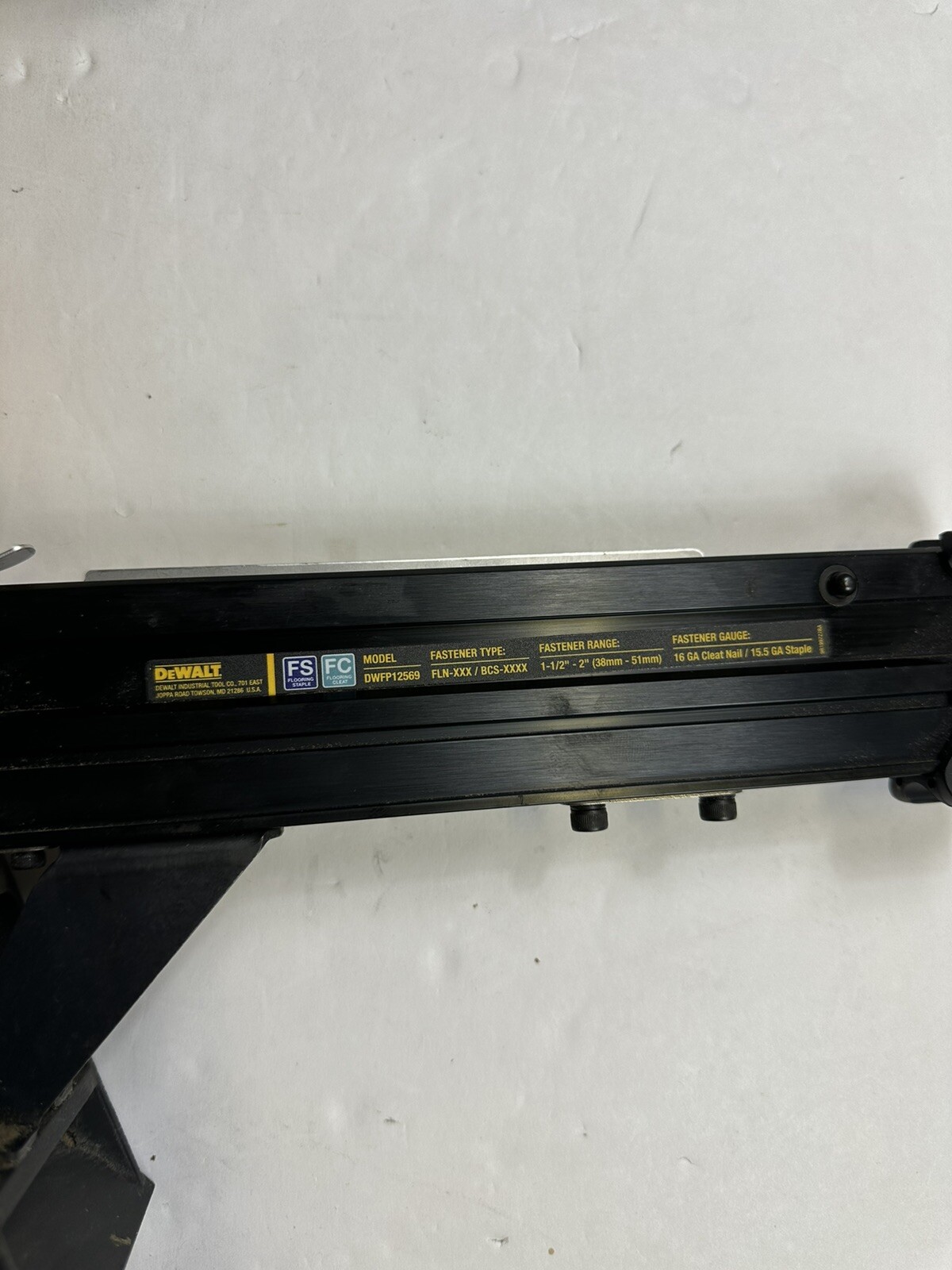 DEWALT DWFP12569 2in1 Pneumatic Flooring Nailer Tool Only 885911320122 eBay