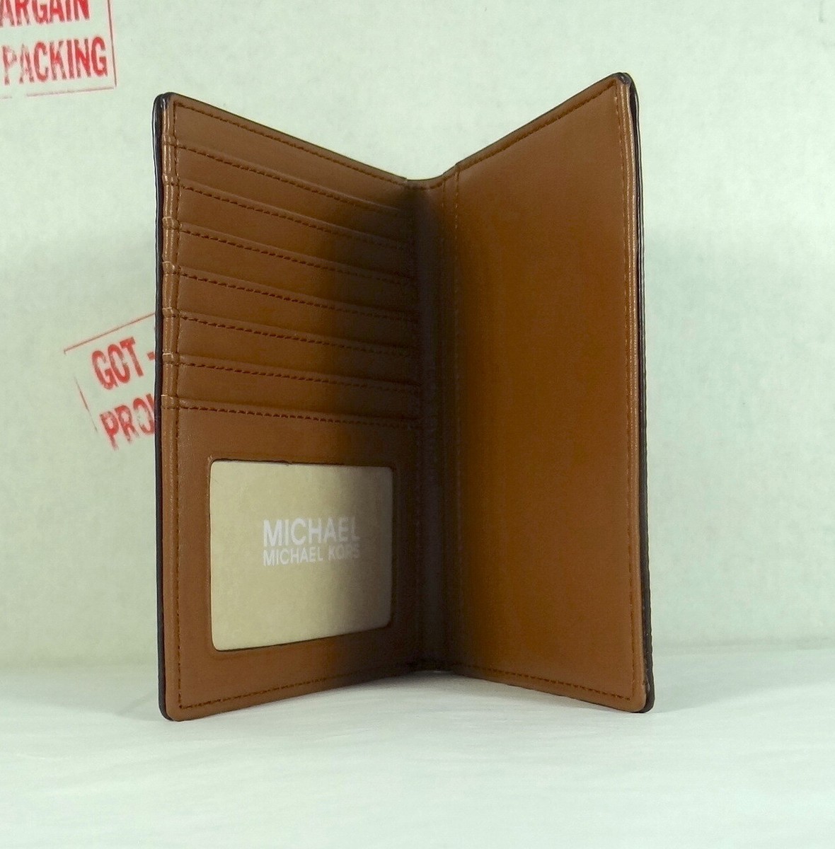 Michael Kors Jet Set MK LOGO Travel Passport holder card