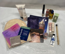 Mixed Makeup Beauty Lot - 19 Sample Pieces - Clinique, Estee Lauder, benefit etc