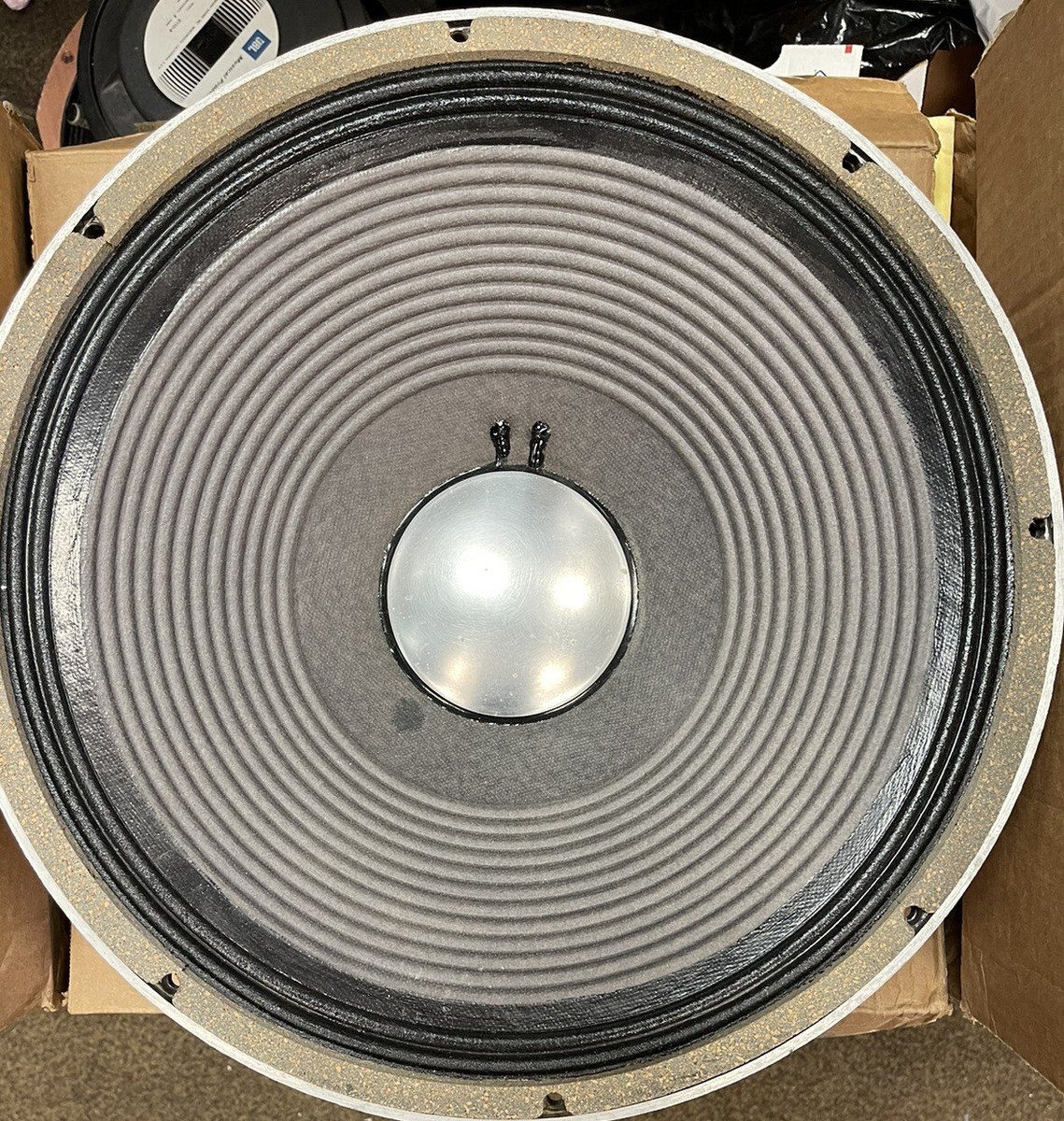 s-l1200.jpg s-l1200.jpg