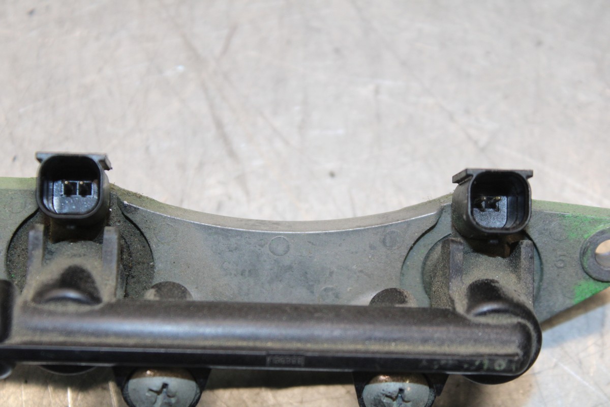 09-12 KAWASAKI NINJA ZX6R ZX600R SECONDARY FUEL INJECTORS TOP GAS