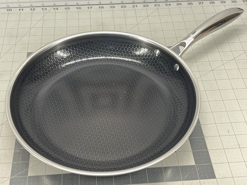 HexClad Hybrid Nonstick 12 inch Frying Pan - No Lid - Used!!!!!