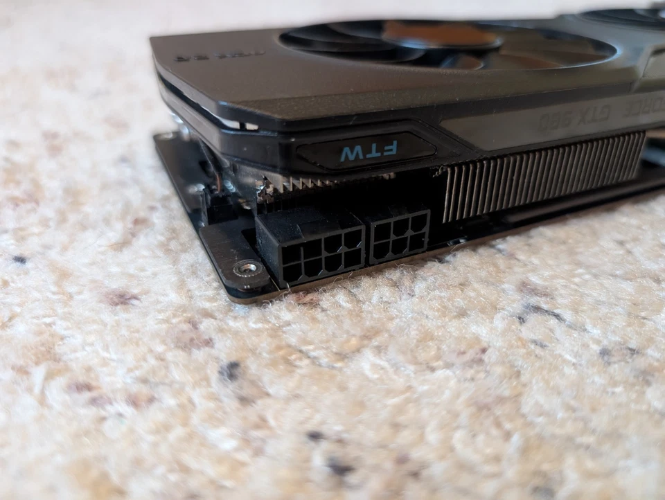 EVGA GeForce GTX 980 4GB GDDR5 PCI Express Video Card (04G-P4-2986-KR) - Image 4 of 4