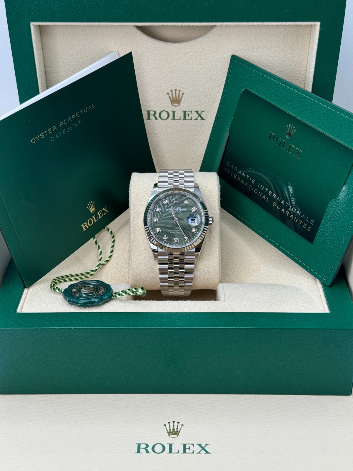 Rolex Datejust 36 NEW 2024 DISCONTINUED Green Palm Diamond Motif Dial Jubilee image 8