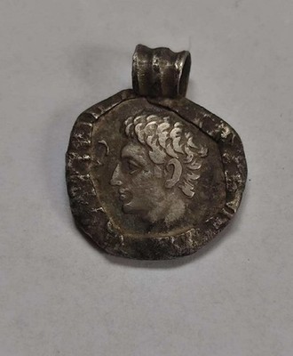 AUGUSTUS 27BC-AD14 AR DENARIUS