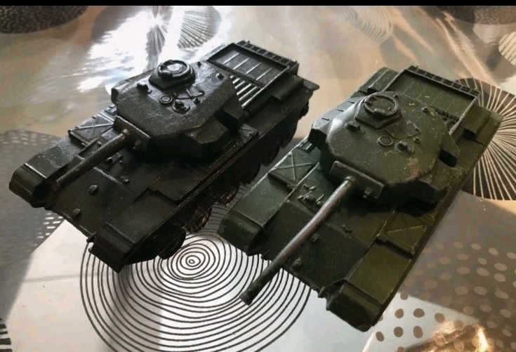 Dinky 651, Centurion Tank - Free Price Guide & Review