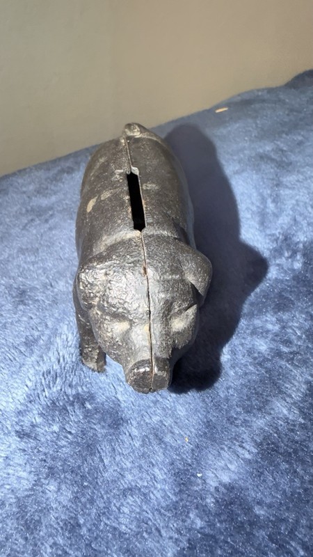 Cast iron pig piggy bank