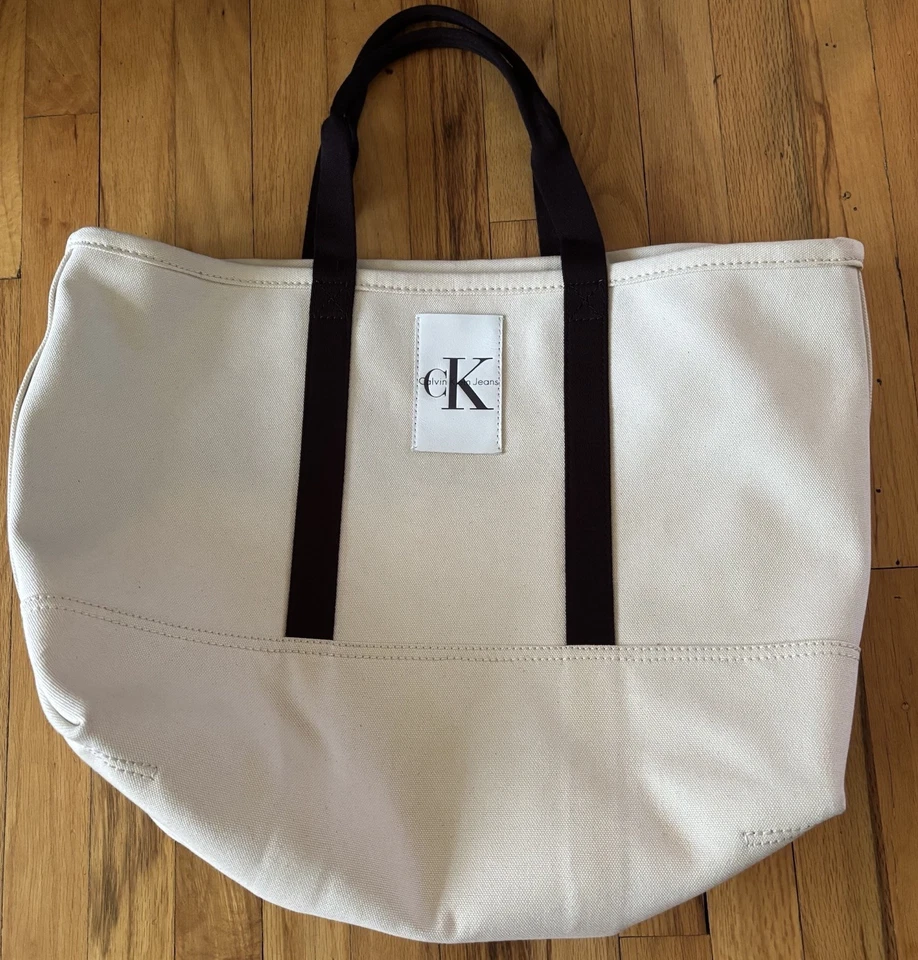 Calvin Klein Tote Bag Large Canvas Carryall 22”x14”x7” Dust Bag Sturdy - Image 3 of 4