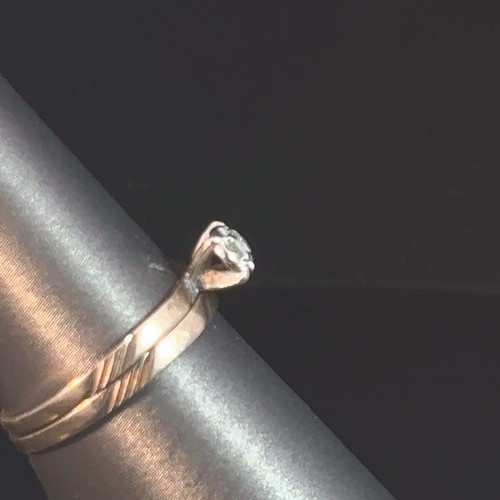 10K Yellow Gold Illusion Solitaire Diamond Wedding Set 1.7g Size 6 (GO1061178) - Picture 2 of 6