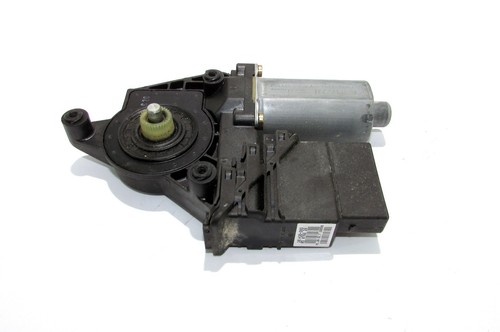 VW PASSAT B5 Fensterhebermotor hinten links window lifter rear left 0130821697