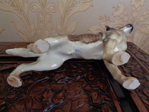 Goebel German Shepherd Alsatian Figurine CH 618 Made In 1968 - Picture 5 of 6