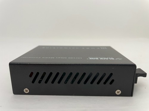 Black Box LHC201A Pure Networking Media Converter 10/100Mbps RJ-45 Port New - Picture 7 of 10