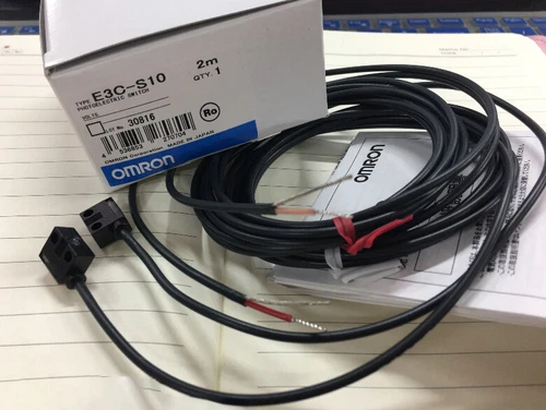 1PC Omron E3C-S10 Photoelectric Switch E3CS10 New