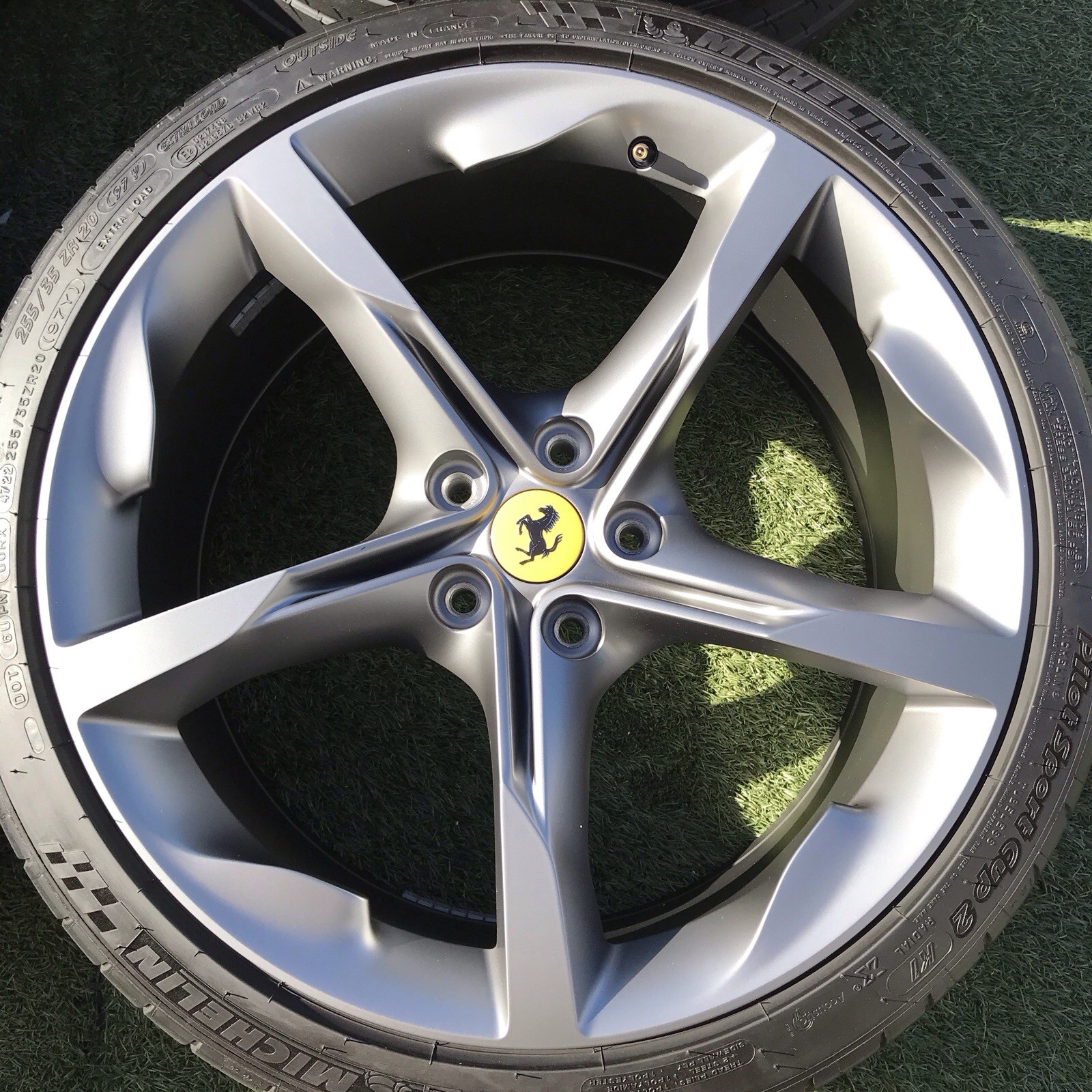 20 FERRARI SF90 RIMS TIRES ORIGINAL GENUINE WHEELS  GREY ANTHRACITE 848633