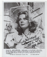 Blythe Danner Signed 8 x 10 Photo / Autographed Actress WESTWORLD
