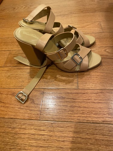 brooks brothers high heeled sandals