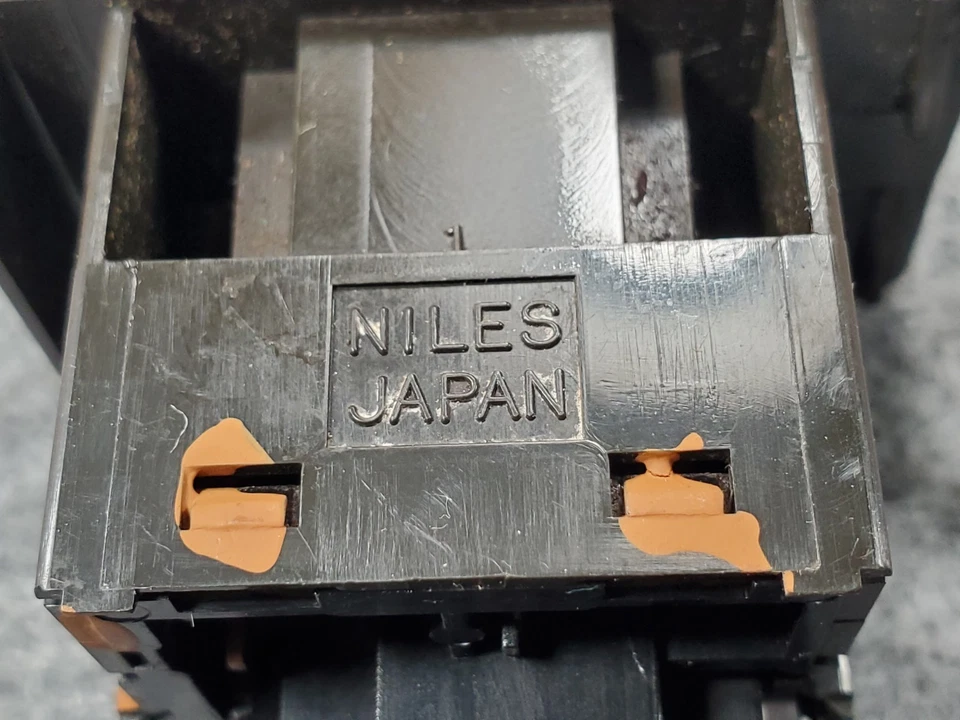 Interruptor de control de ajuste del espejo retrovisor eléctrico Nissan Pulsar NX 1987 1988 1989 OEM USADO Foto 4 de 4