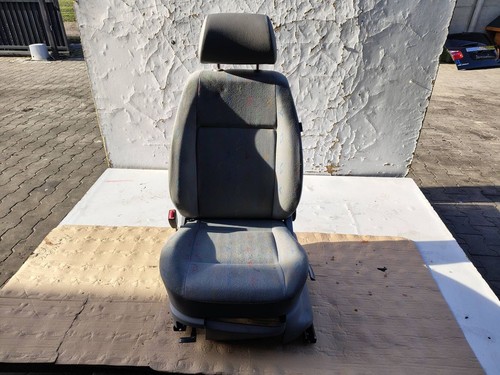Volkswagen Caddy 2009 Vorne links Fahrersitz SKO102275