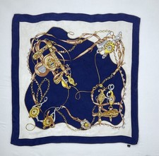 STUNNING women s Vintage Silk Blue Scarf Features Equestrian Motifs 33"/34" E.C