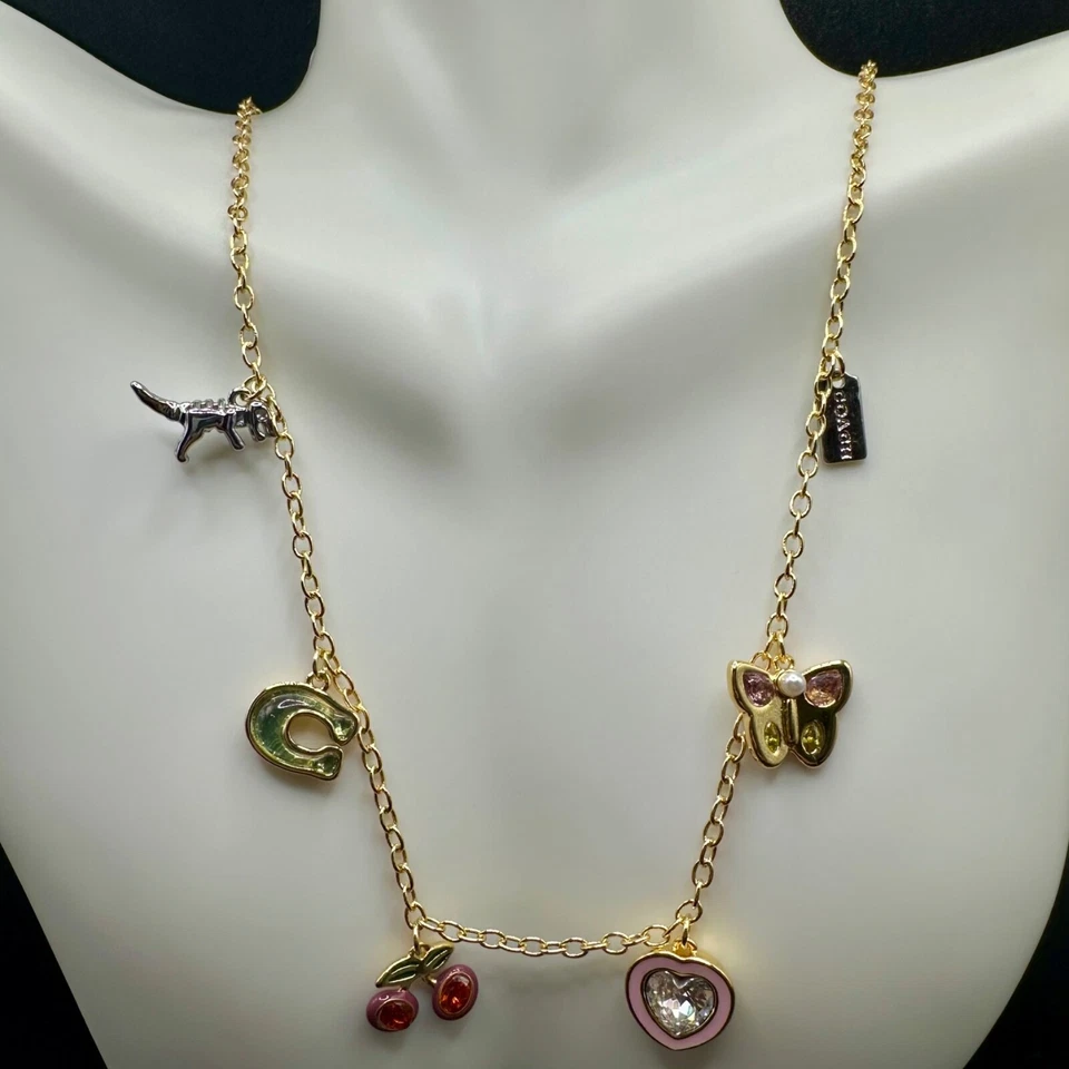 RARO Collar Coach Cherry Mariposa Dije | Regalable, Nuevo | Embalaje Completo Foto 3 de 3