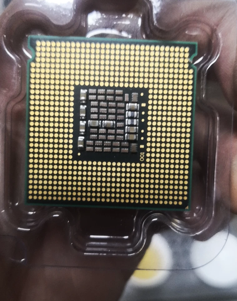 Intel Xeon es 5080 SL968 3.73GHZ 4M LGA771 Server CPU - Image 2 of 2