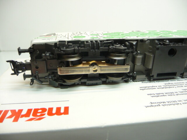 Picture 5 of 6